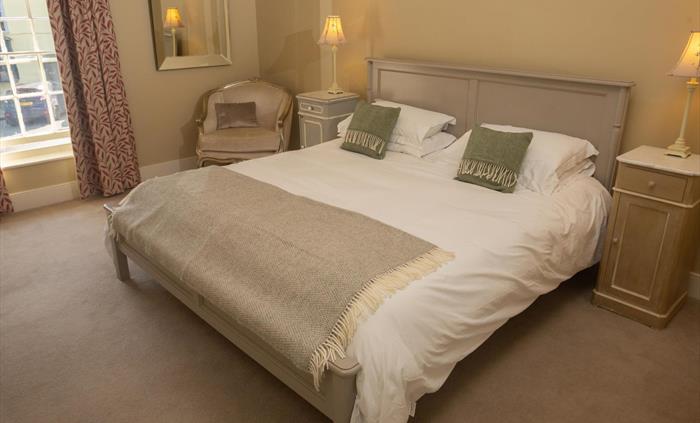 Daffodil bedroom